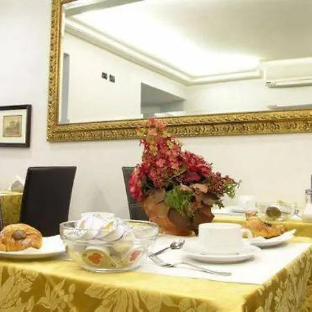 Penzion La Luna Romana 3*