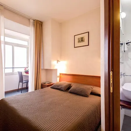 Guest house La Luna Romana