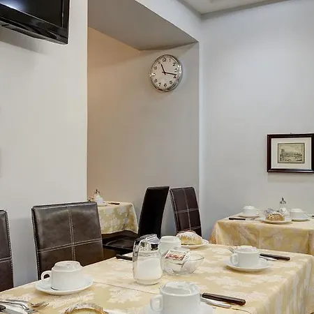 La Luna Romana Guest house Rome