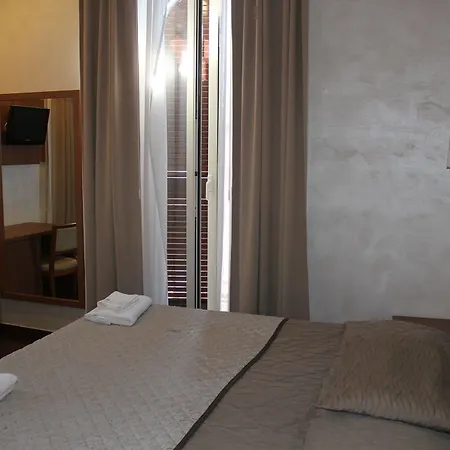 La Luna Romana 3*