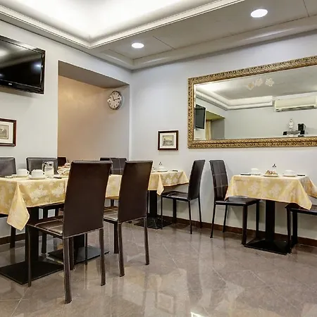 La Luna Romana 3*
