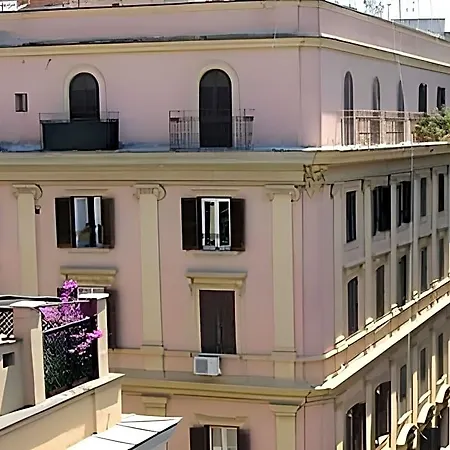 La Luna Romana