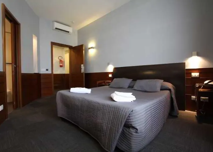 La Luna Romana 3* روما