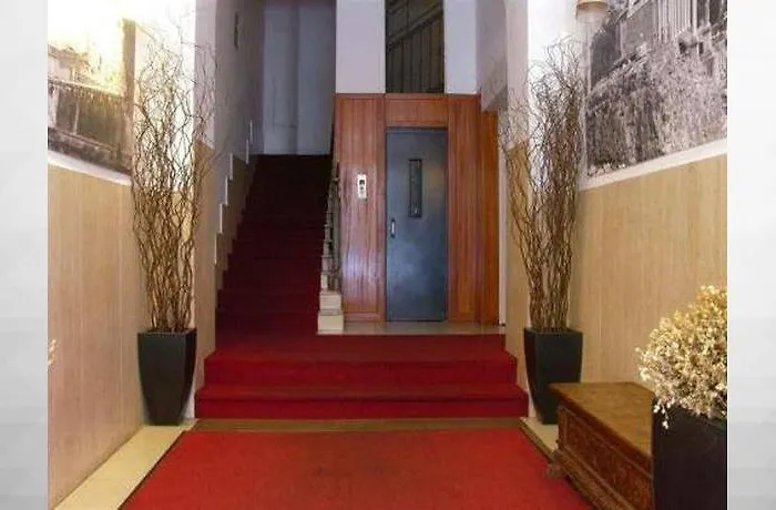 La Luna Romana بيت ضيافة روما