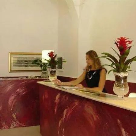 La Luna Romana 3*